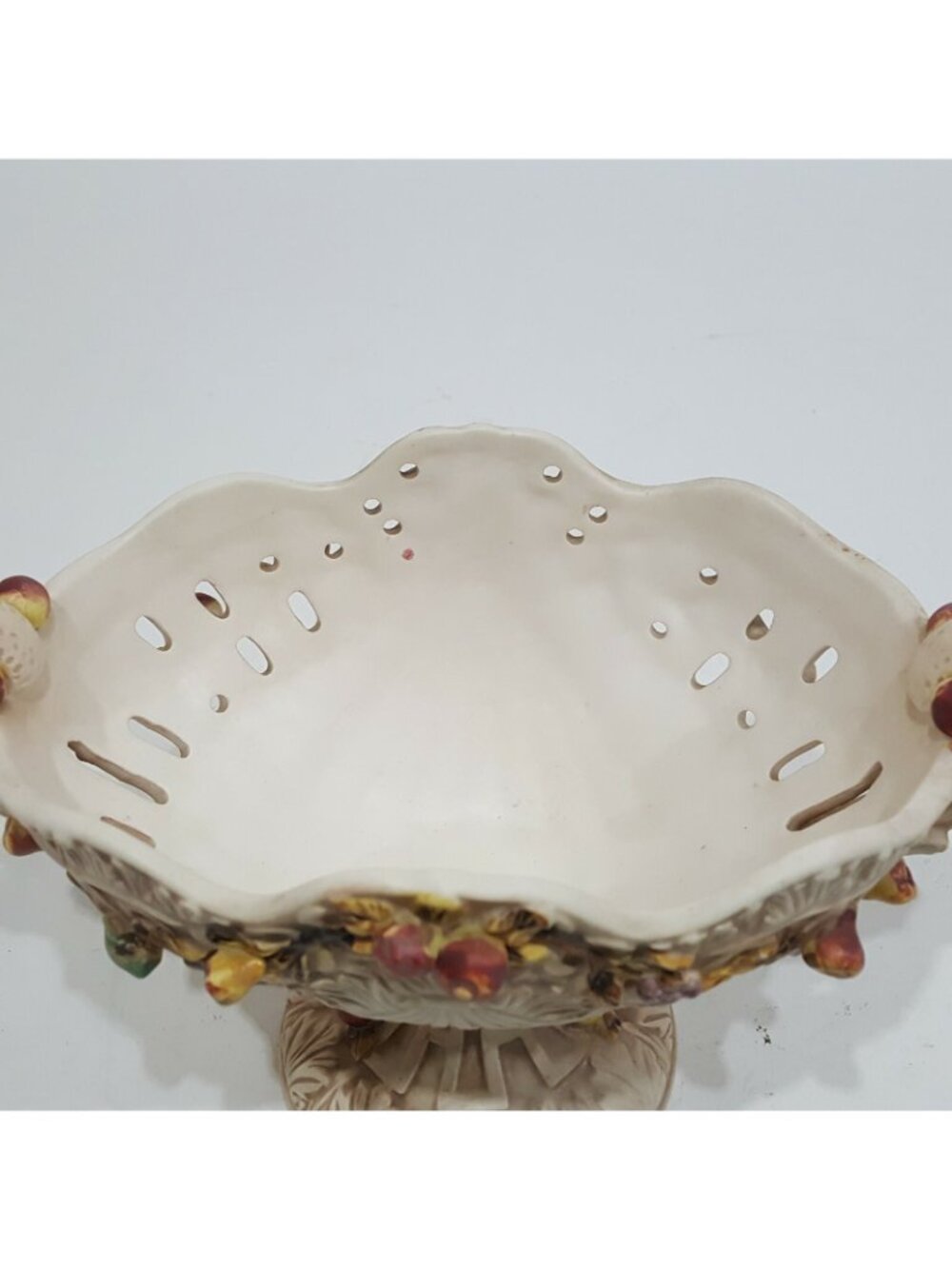Lenwile Ardalt Porcelain Bowl #30741 White Floral Berries Cream French Country - Picture 6 of 12